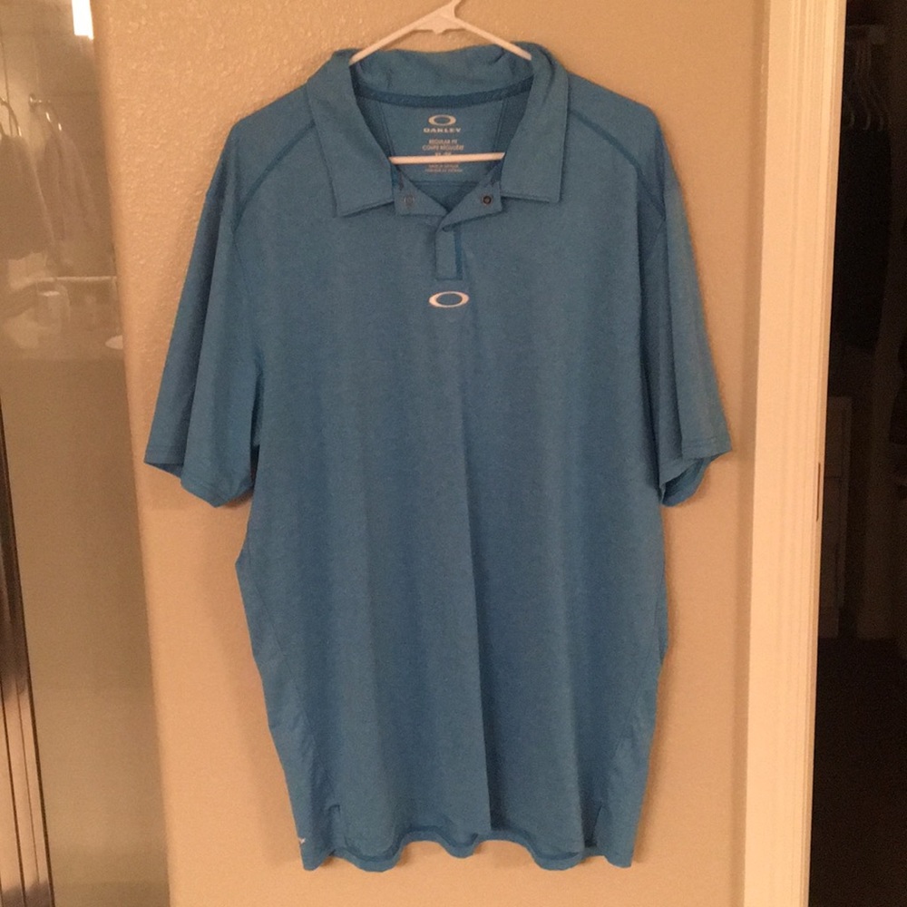 Oakley polo